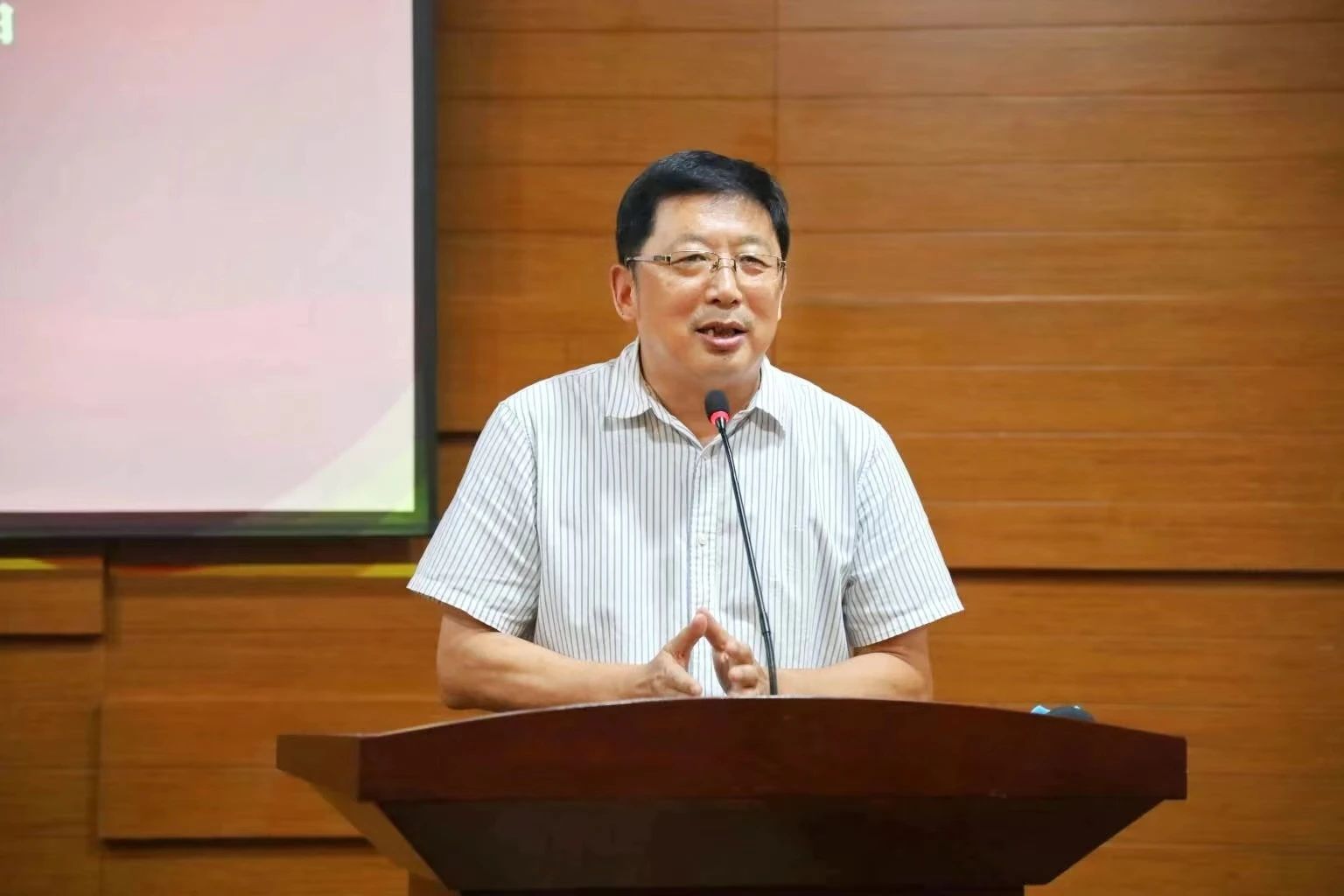 williamhill中国官网