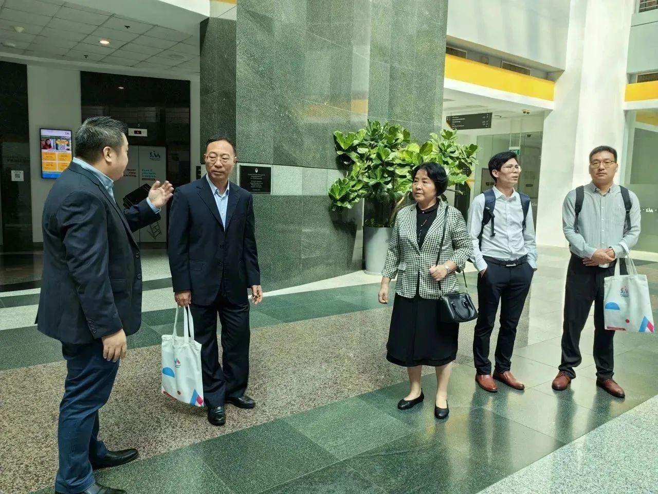 williamhill中国官网